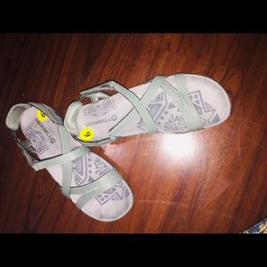 Women’s Sandals